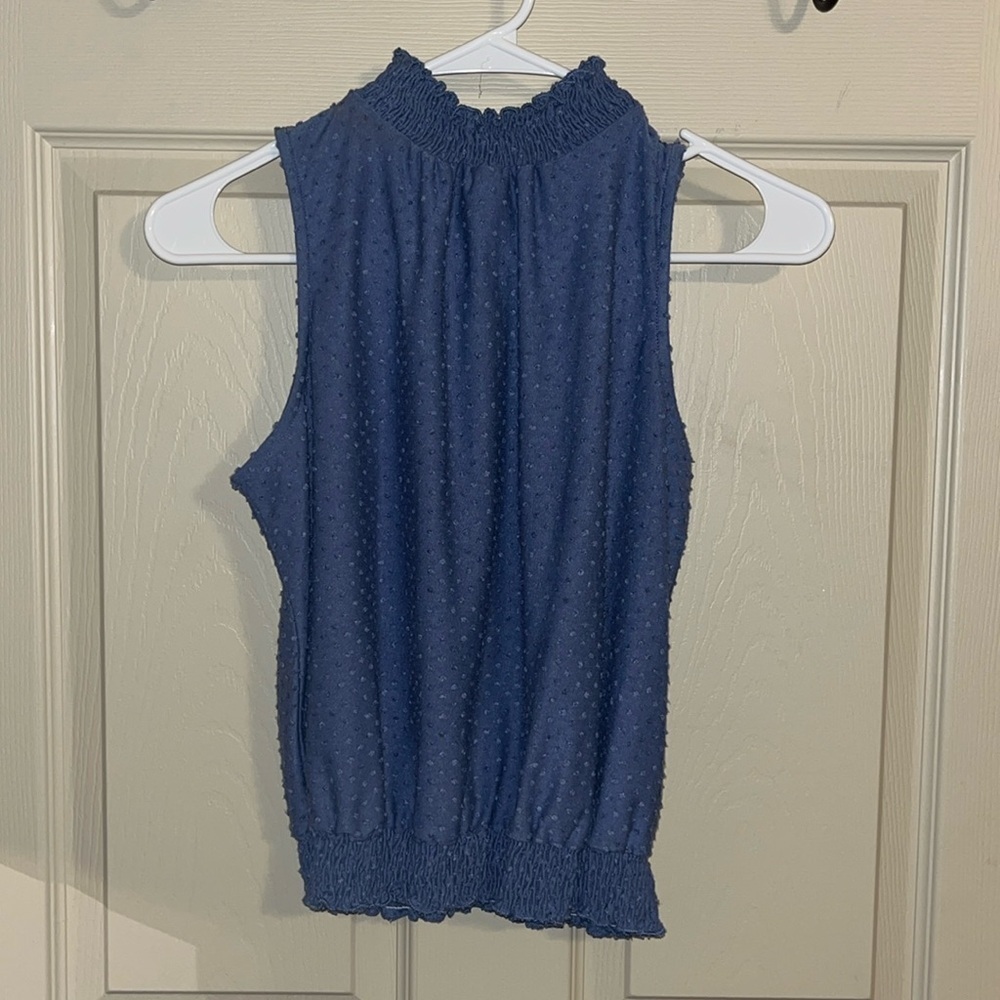 W5 blue sleeveless top
